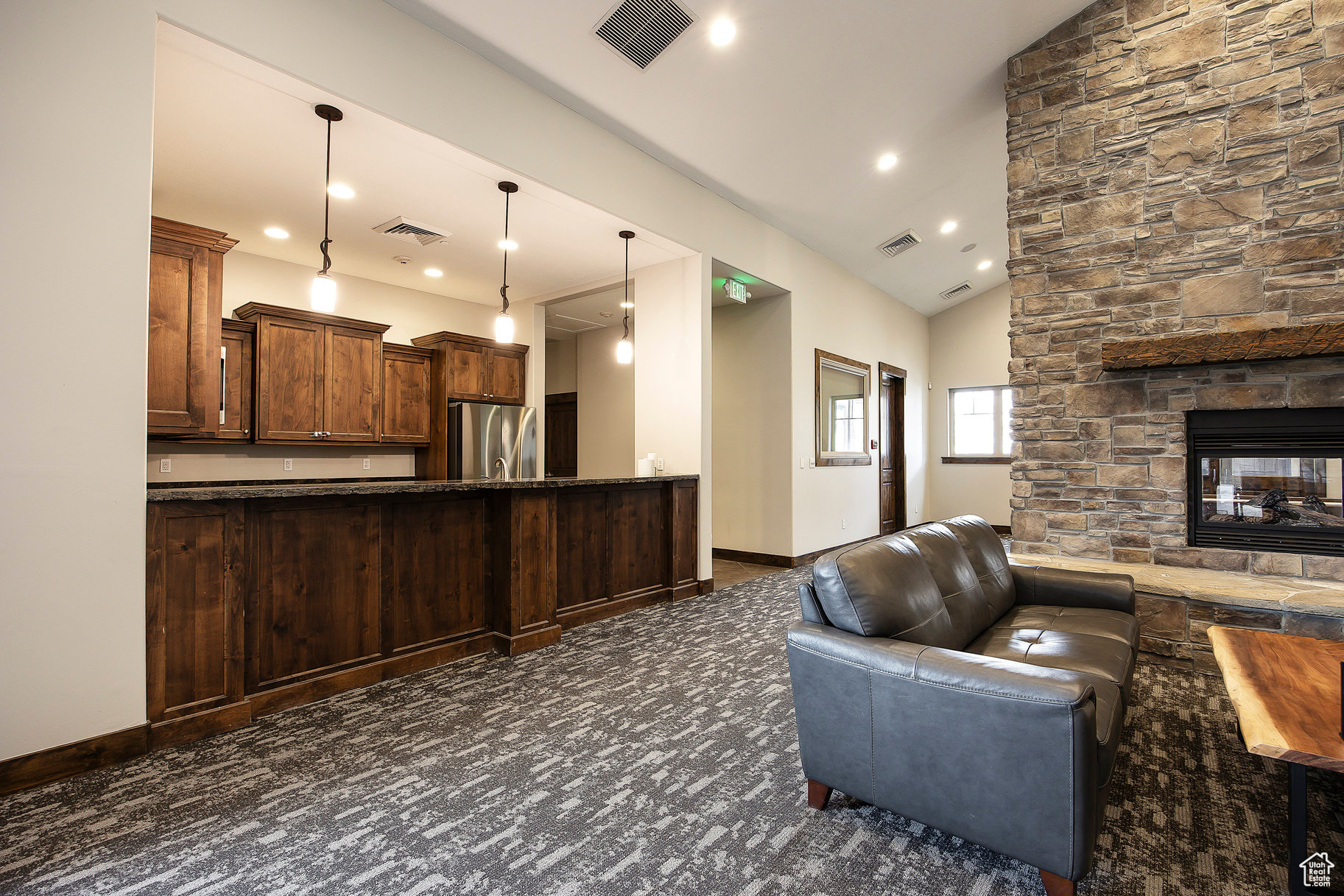 PARKS EDGE - Residential