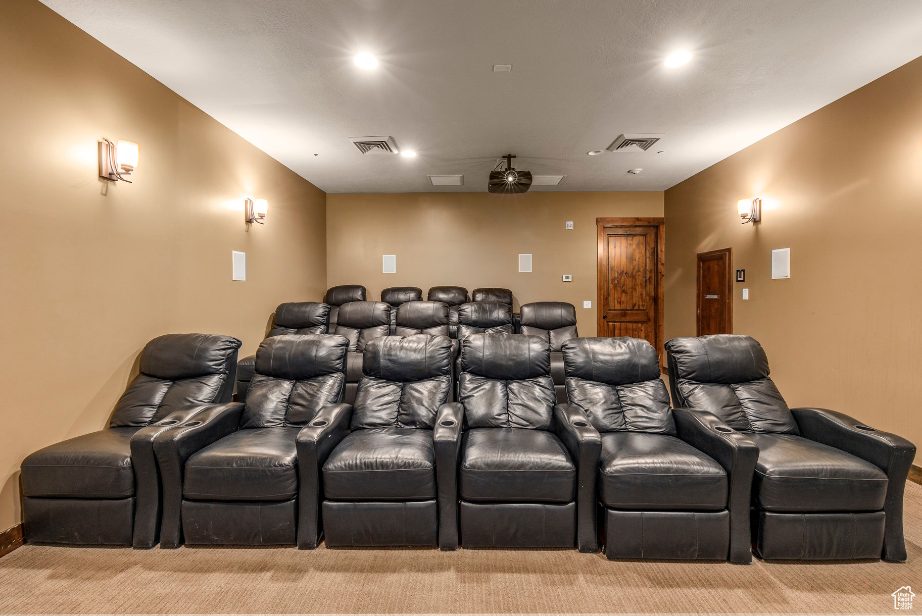 PARKS EDGE - Residential