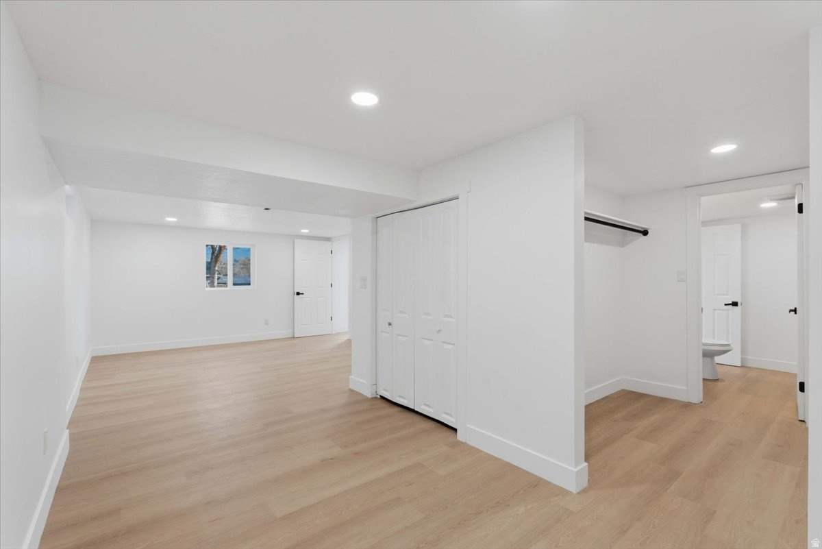 WHITE CITY - Residential