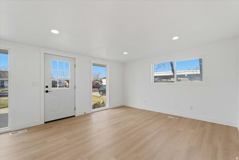 Tiny photo for 941 E CARNATION DR, Sandy, UT 84094 (MLS # 2132230)