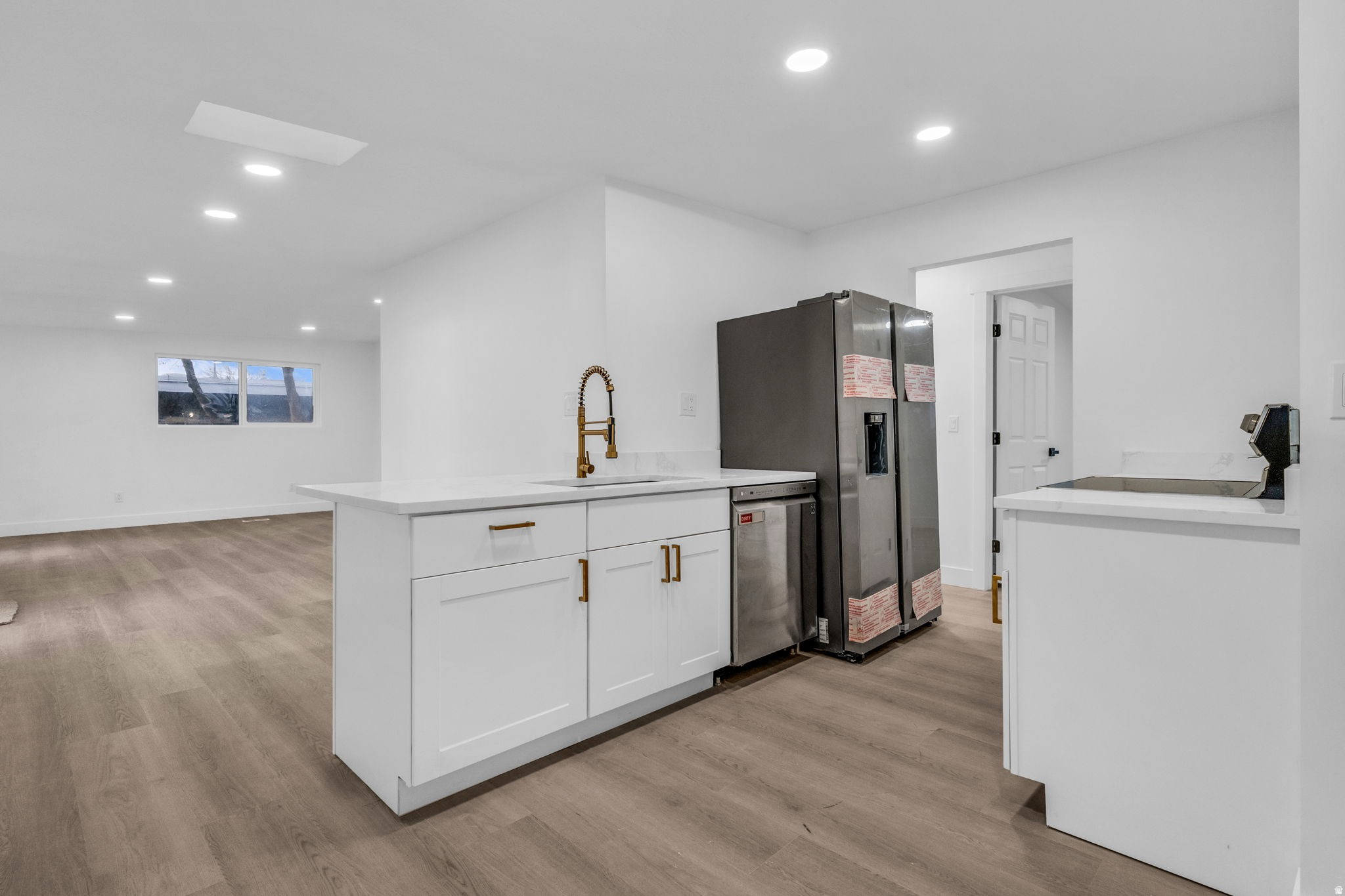 WHITE CITY - Residential