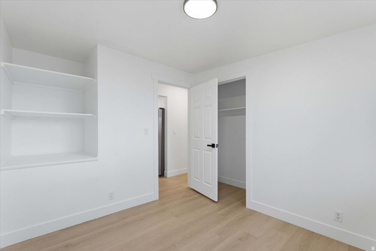 WHITE CITY - Residential