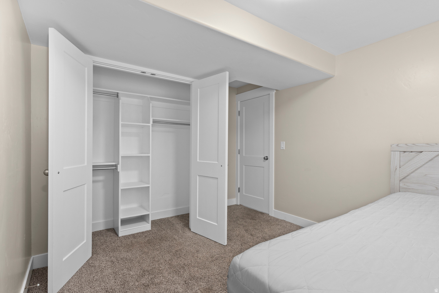 LITTLE WILLOW ESTATES #3 - Residential Lease