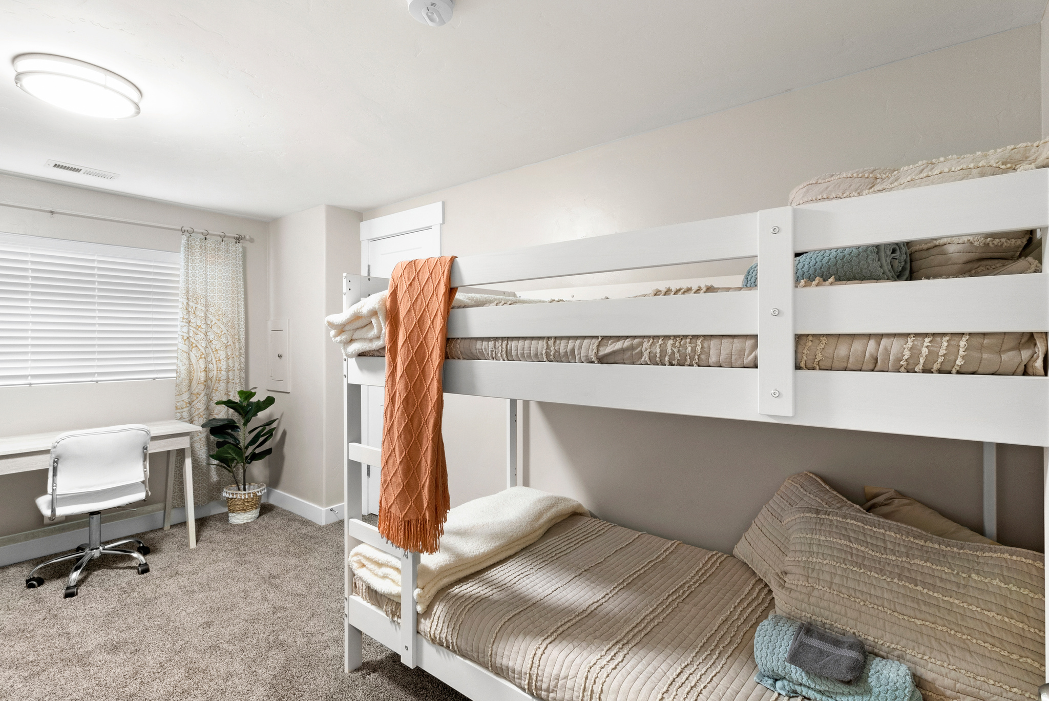 LITTLE WILLOW ESTATES #3 - Residential Lease