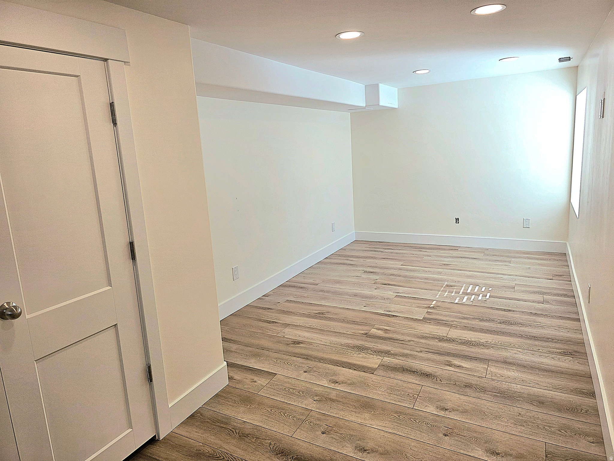 LITTLE WILLOW ESTATES #3 - Residential Lease