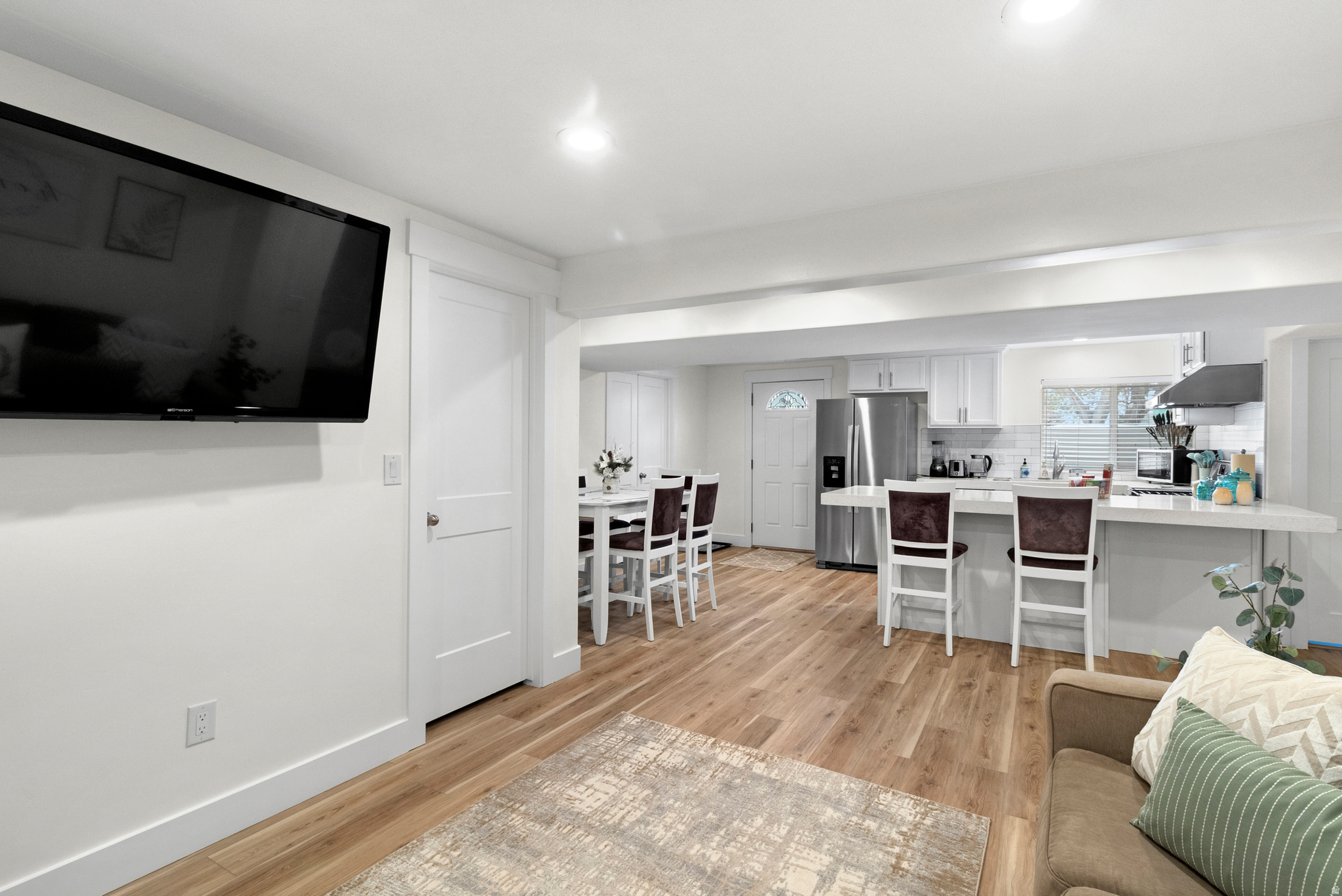 LITTLE WILLOW ESTATES #3 - Residential Lease