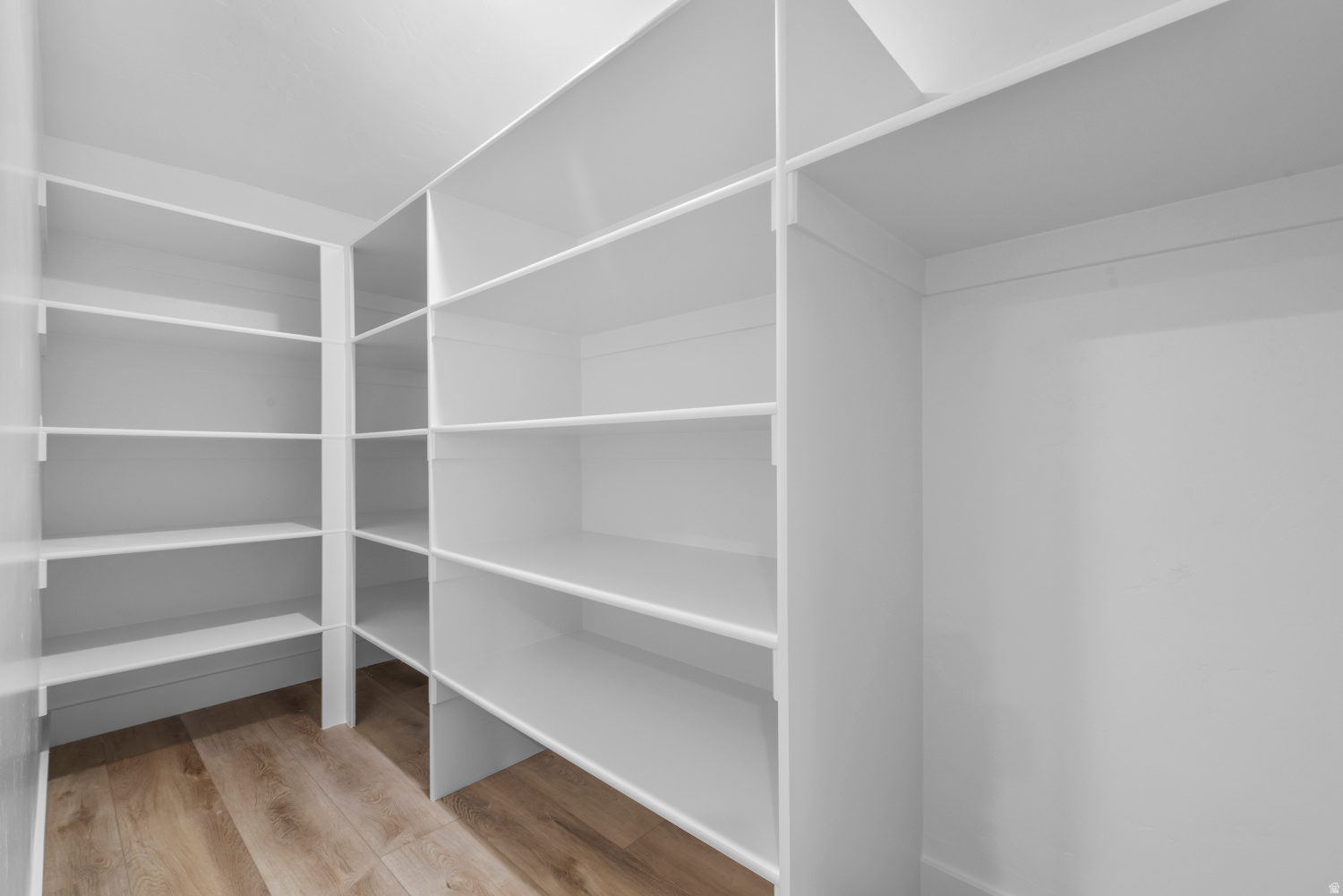 LITTLE WILLOW ESTATES #3 - Residential Lease