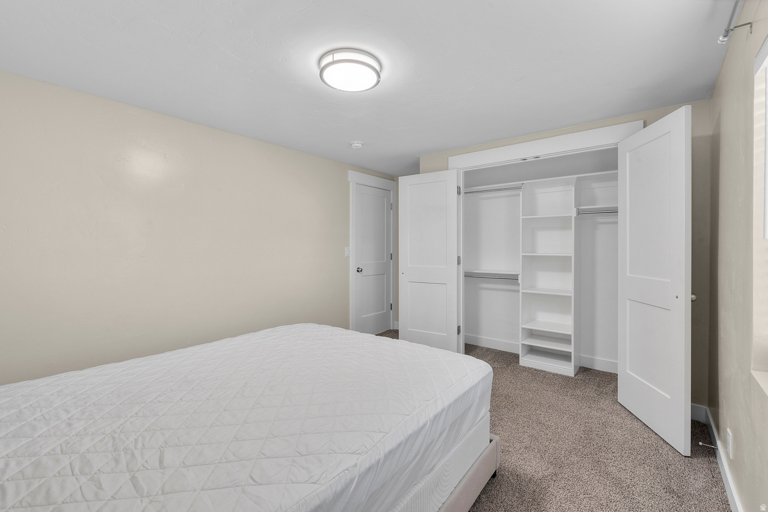 LITTLE WILLOW ESTATES #3 - Residential Lease