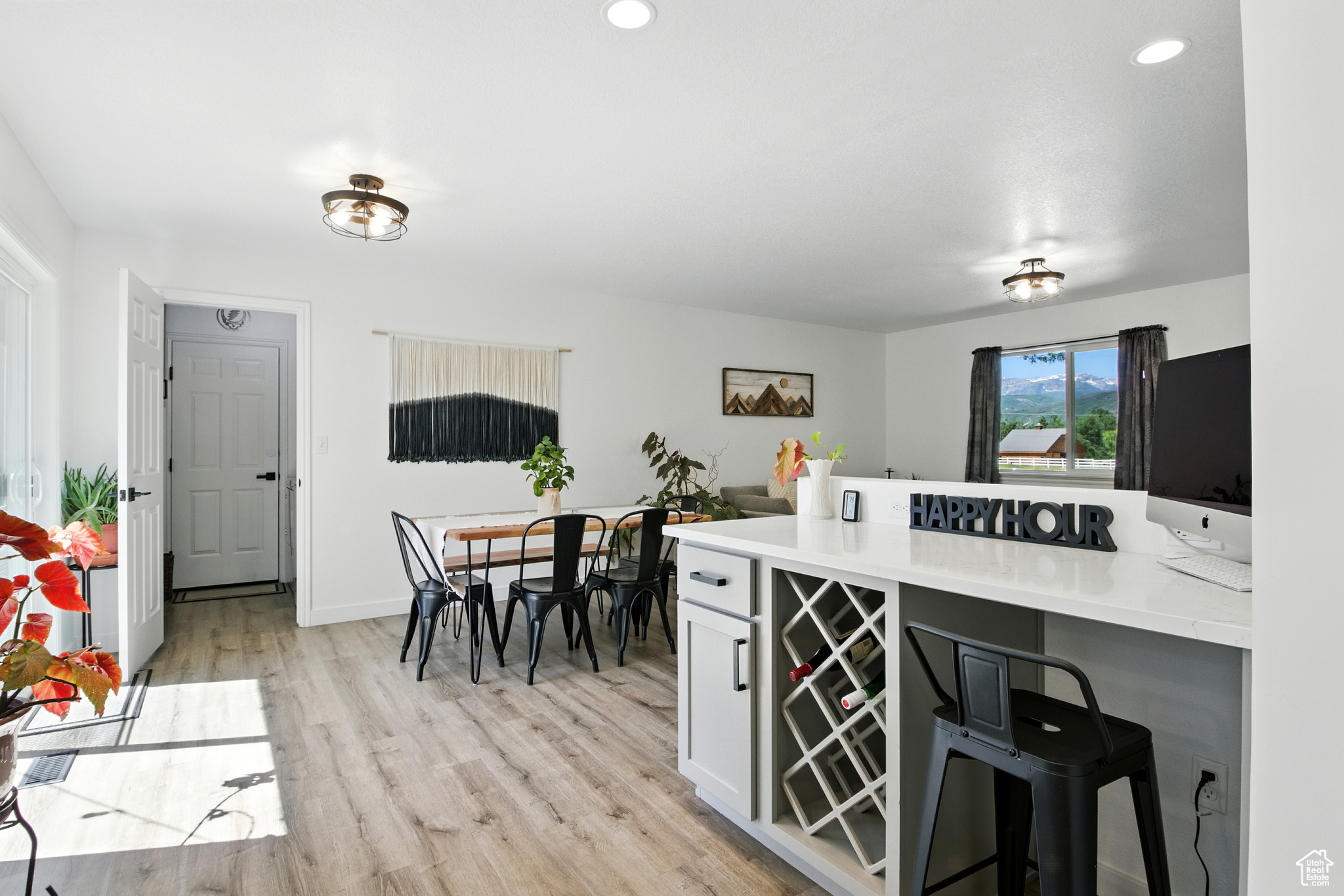 GOLDEN WILLOW ESTATES - Residential