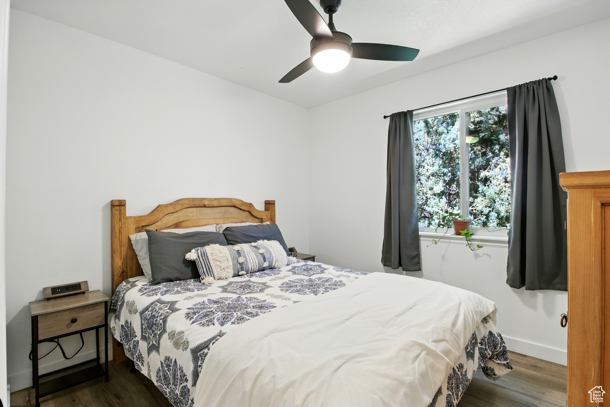 GOLDEN WILLOW ESTATES - Residential