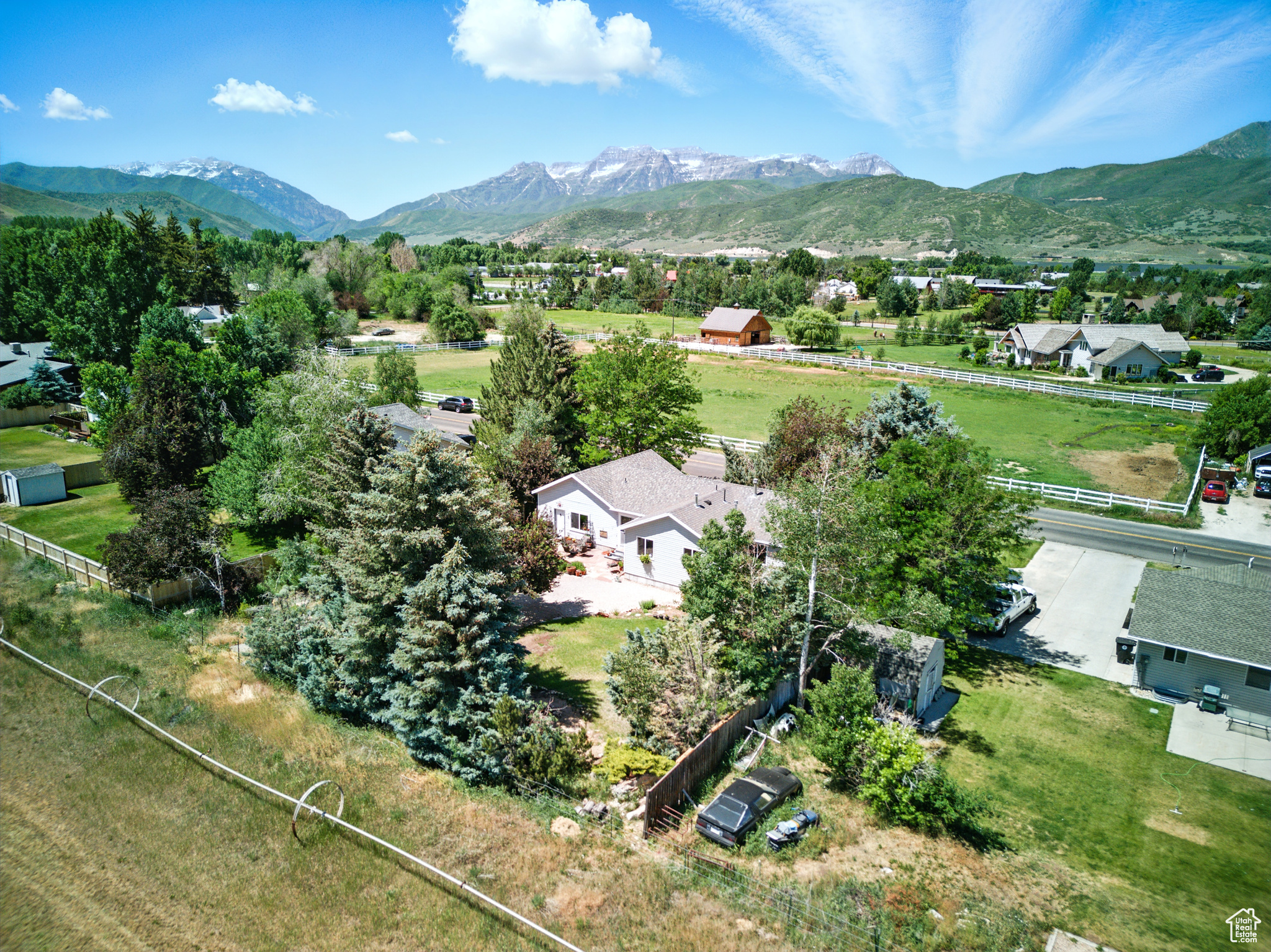 GOLDEN WILLOW ESTATES - Residential