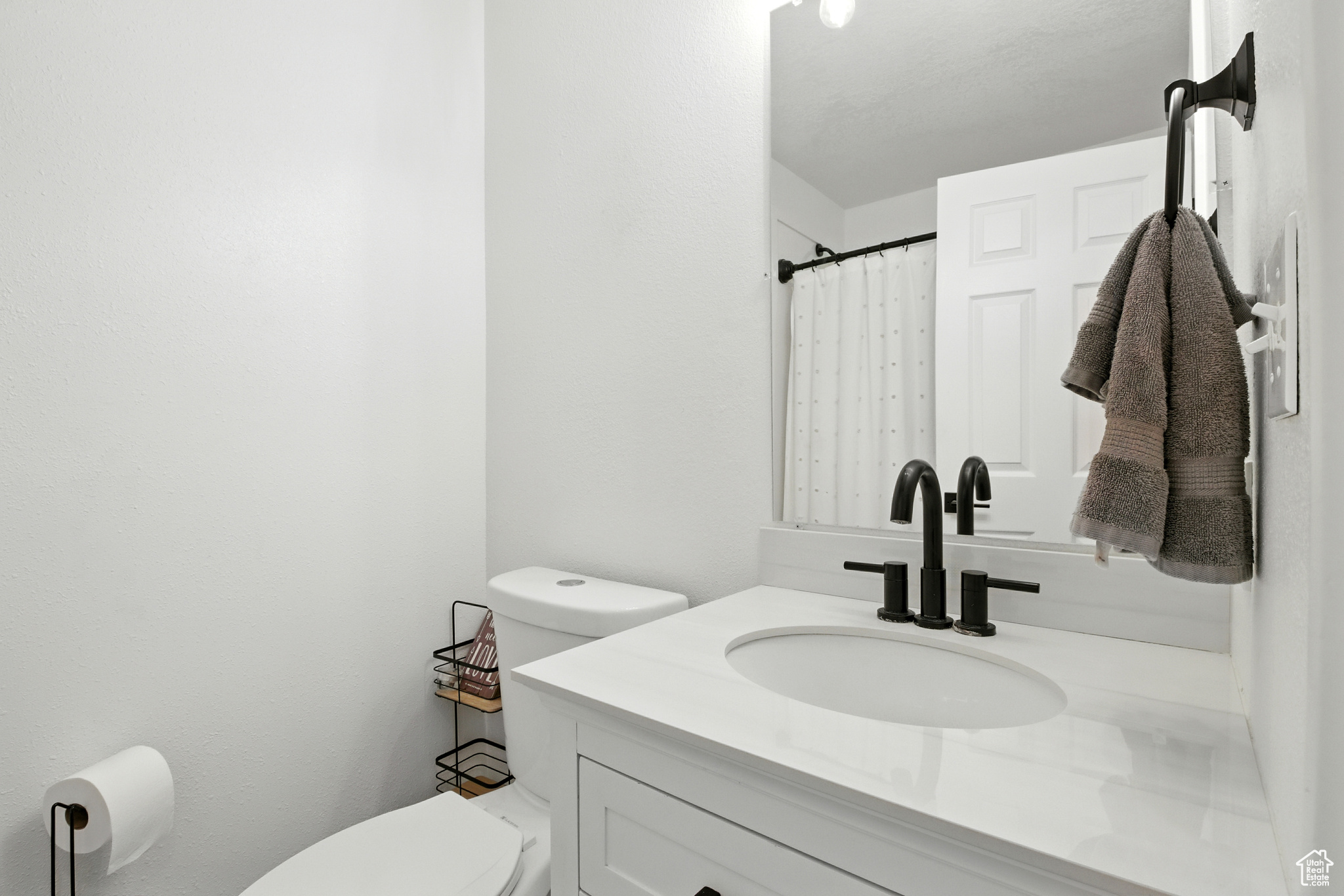 GOLDEN WILLOW ESTATES - Residential