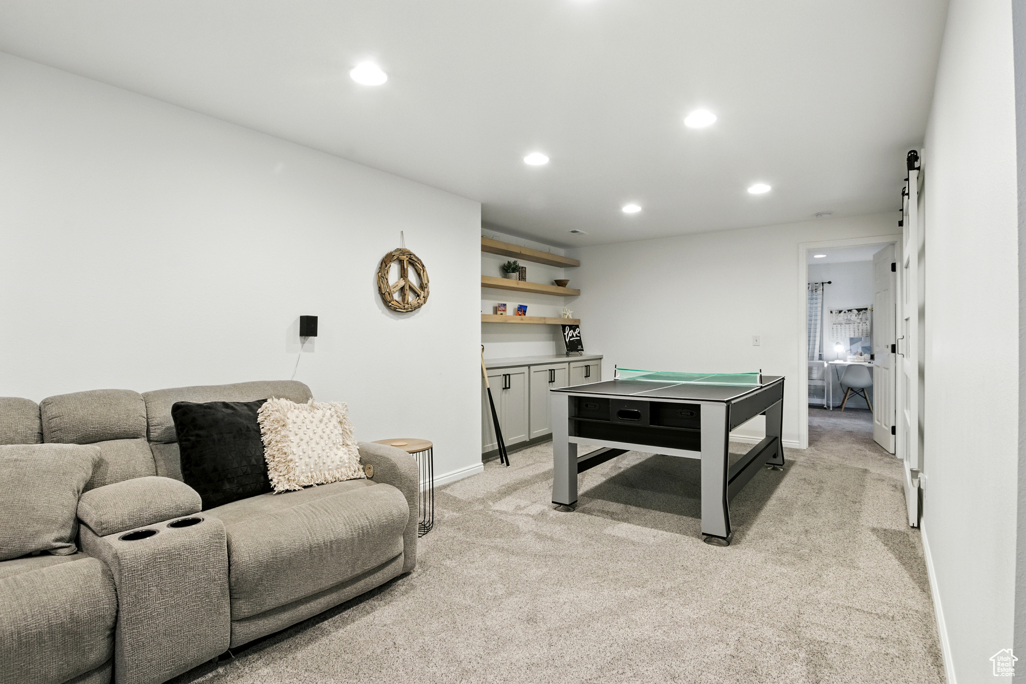 GOLDEN WILLOW ESTATES - Residential