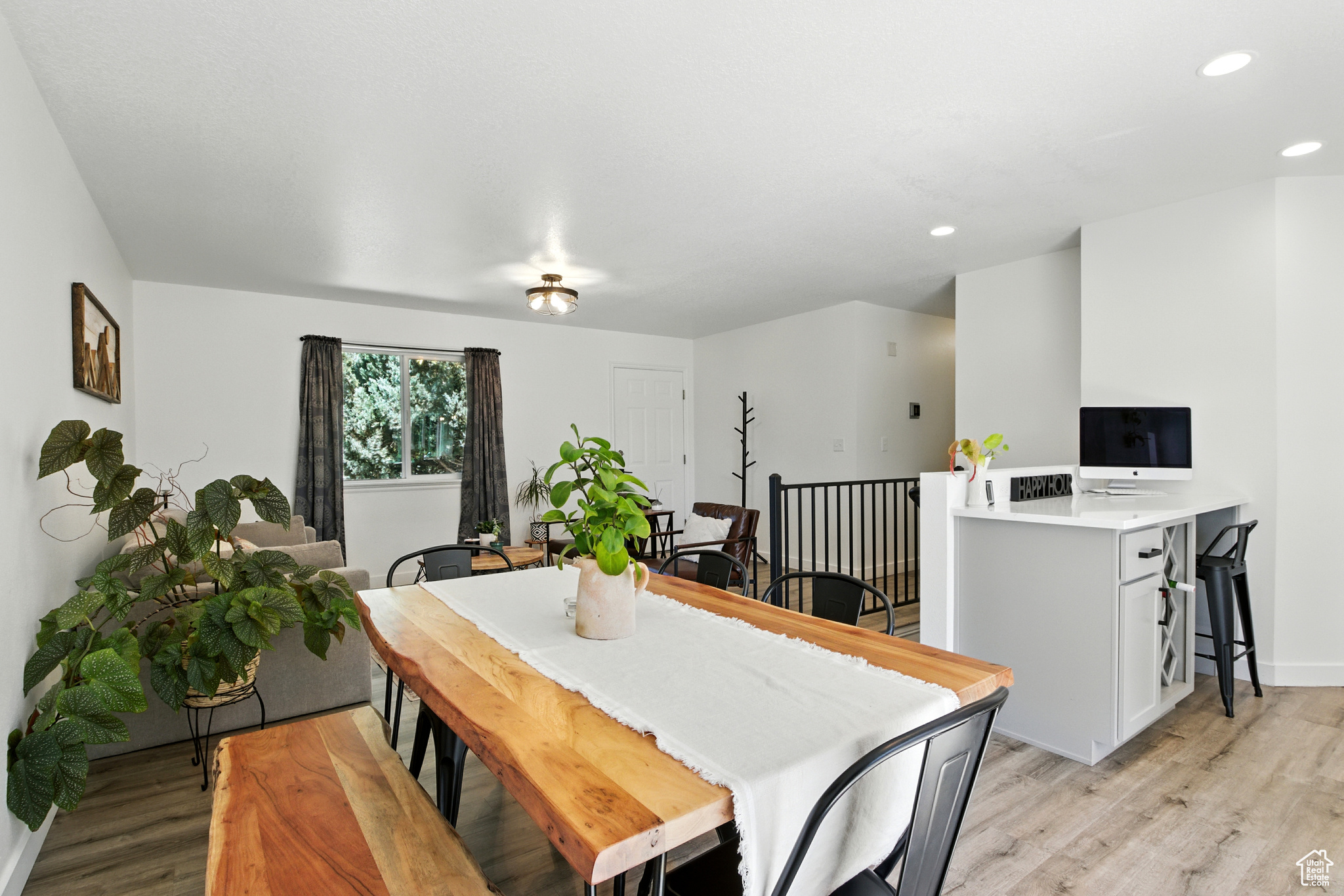 GOLDEN WILLOW ESTATES - Residential