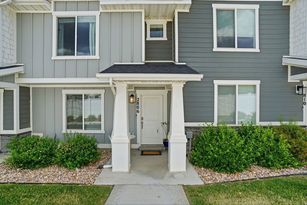 Photo of 2806 N FIGHTING FALCON ST, Layton, UT 84040 (MLS # 2162079)