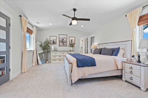 Tiny photo for 1040 E LARKSPUR DR, Sandy, UT 84094 (MLS # 2158603)