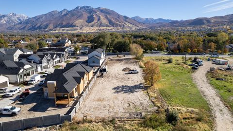 Photo of 13720 S 300 E, Draper, UT 84020 (MLS # 2120187) Photo of 13720 S 300 E, Draper, UT 84020 (MLS # 2120187)