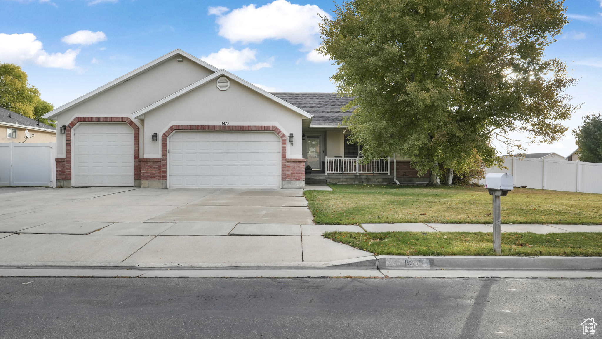 11673 S Scare Crow Ct, South Jordan, Utah image 1