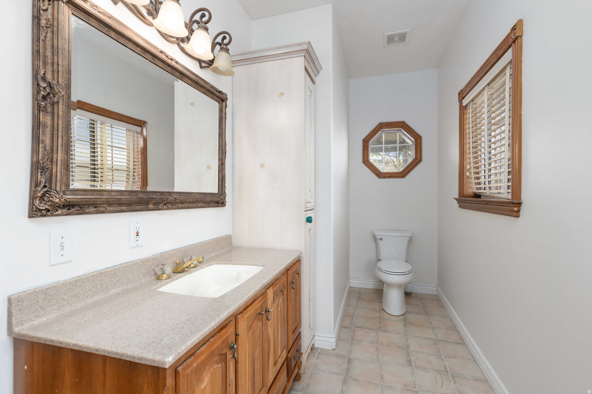 H & S WOLF CREEK EST - Residential