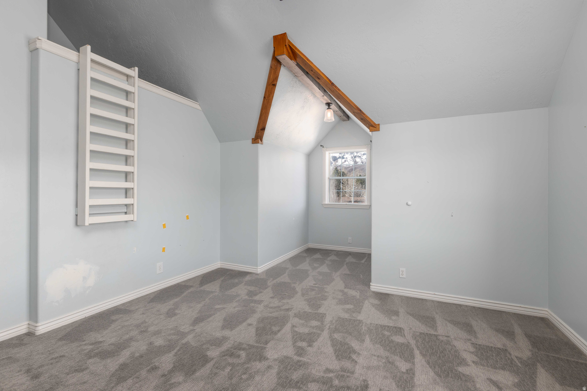 H & S WOLF CREEK EST - Residential