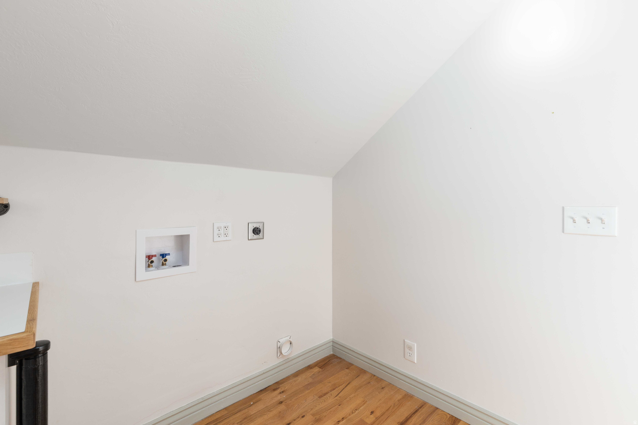 H & S WOLF CREEK EST - Residential