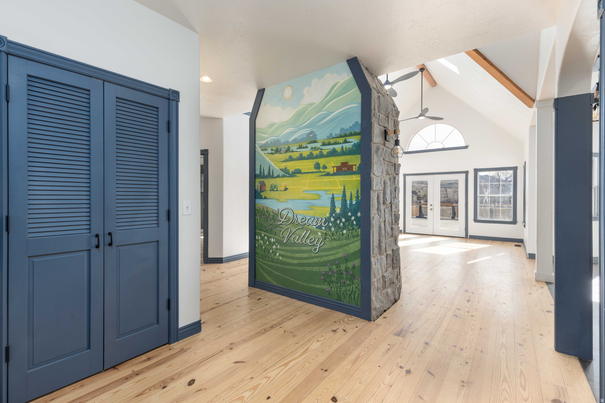 H & S WOLF CREEK EST - Residential