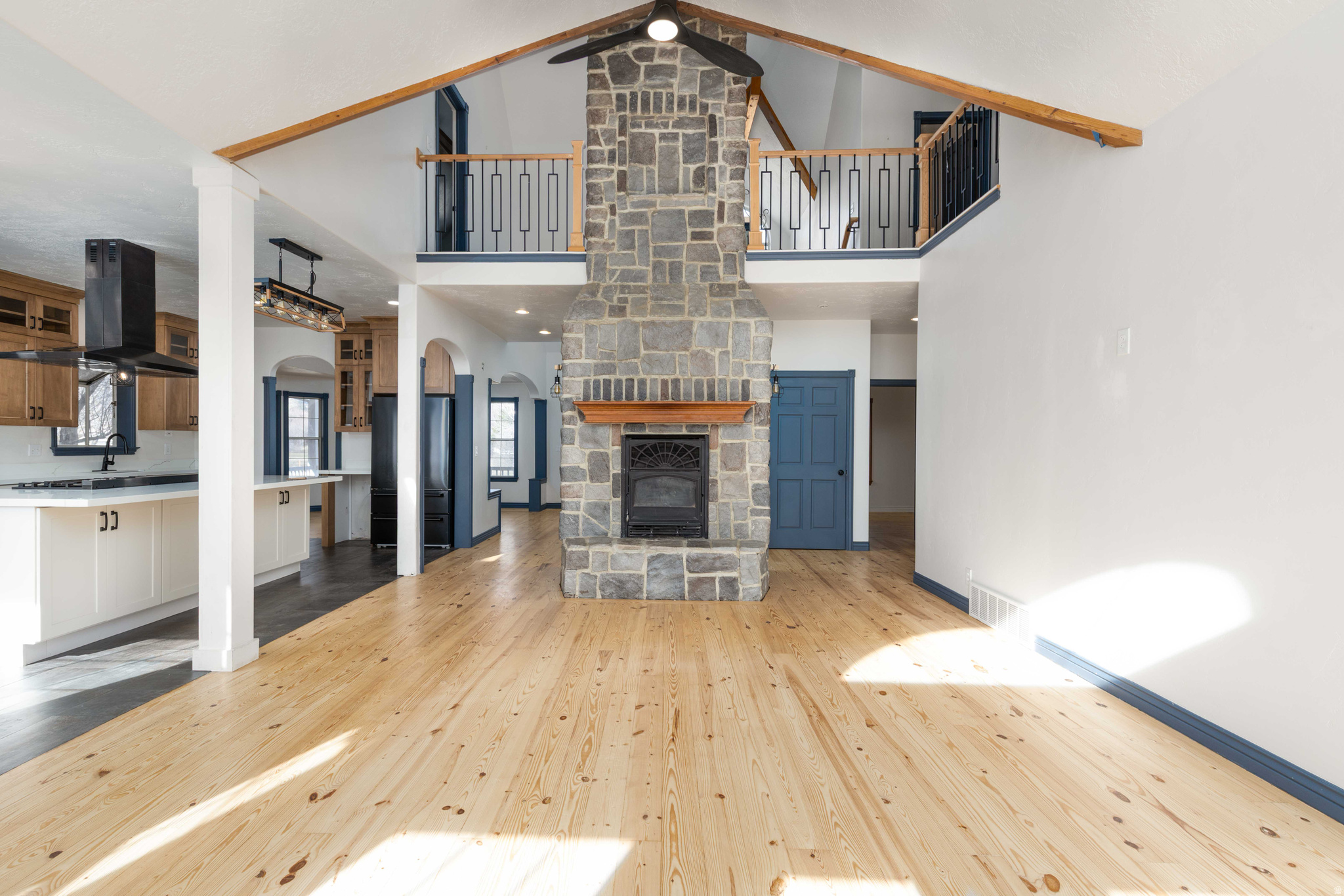 H & S WOLF CREEK EST - Residential