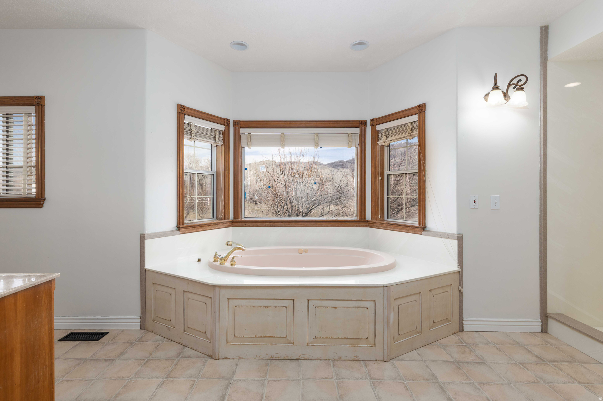 H & S WOLF CREEK EST - Residential