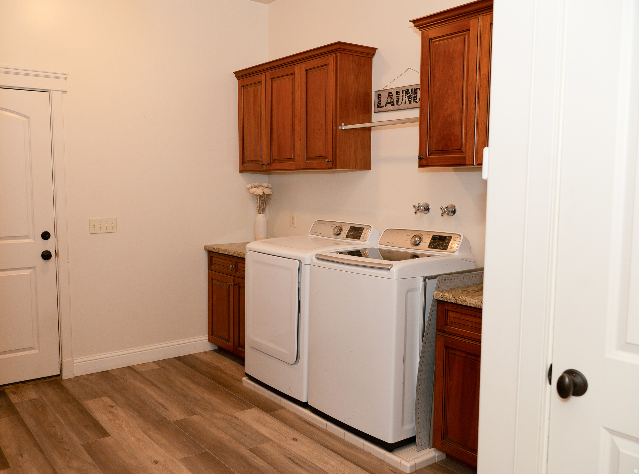 BAER CREEK HOLLOW - Residential