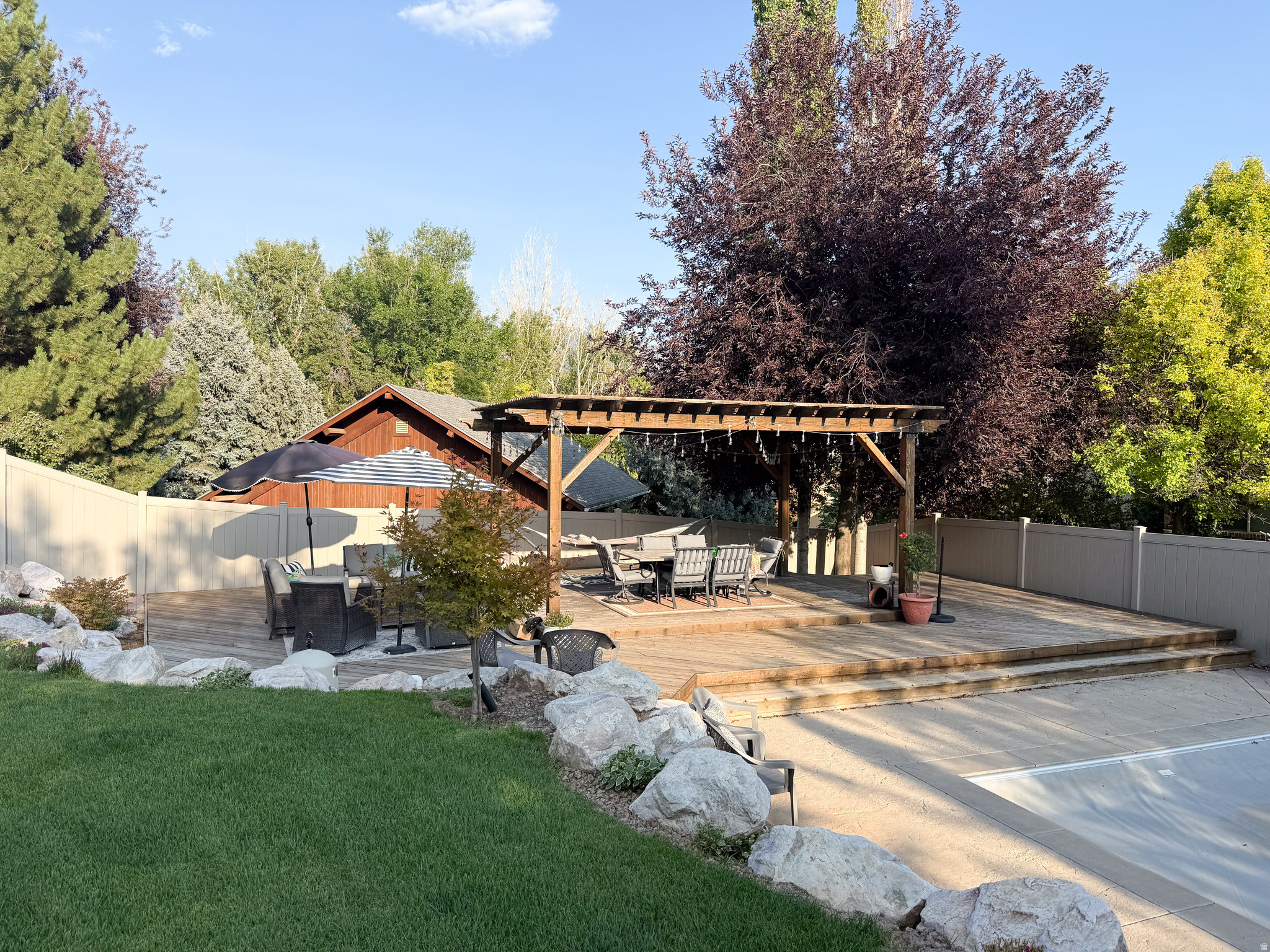 BAER CREEK HOLLOW - Residential