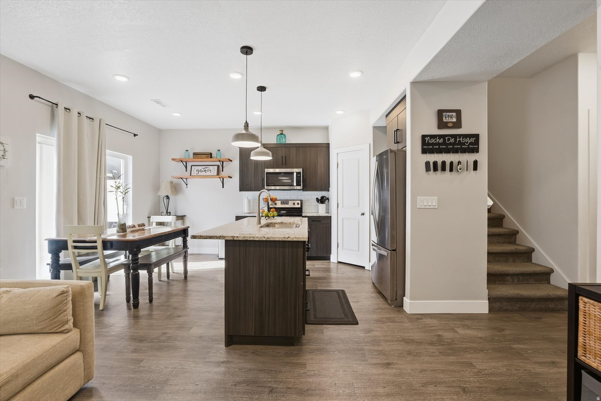 ELK MOUNTAIN - Residential