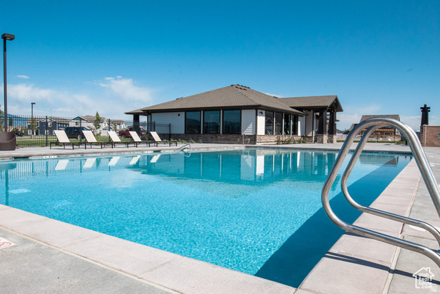 ELK MOUNTAIN - Residential