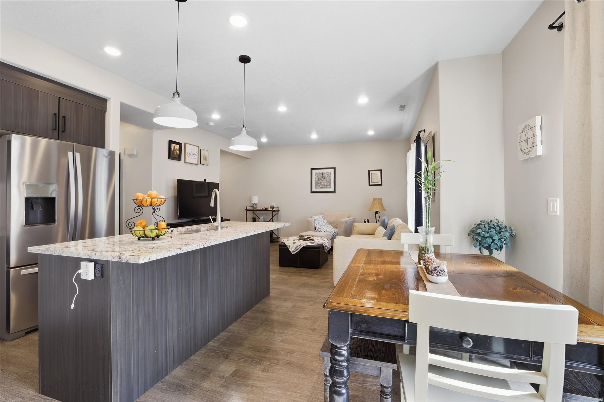 ELK MOUNTAIN - Residential