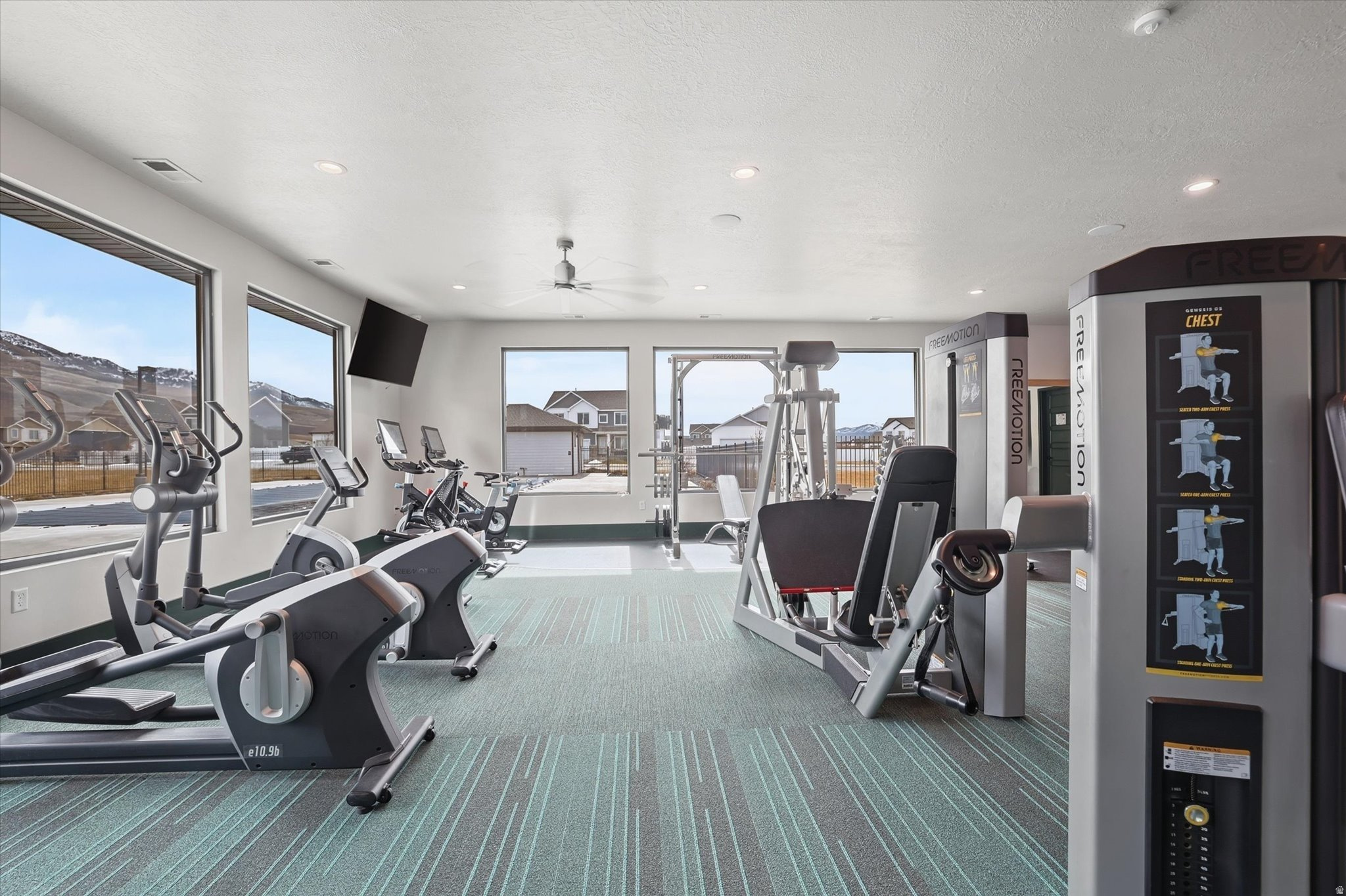 ELK MOUNTAIN - Residential