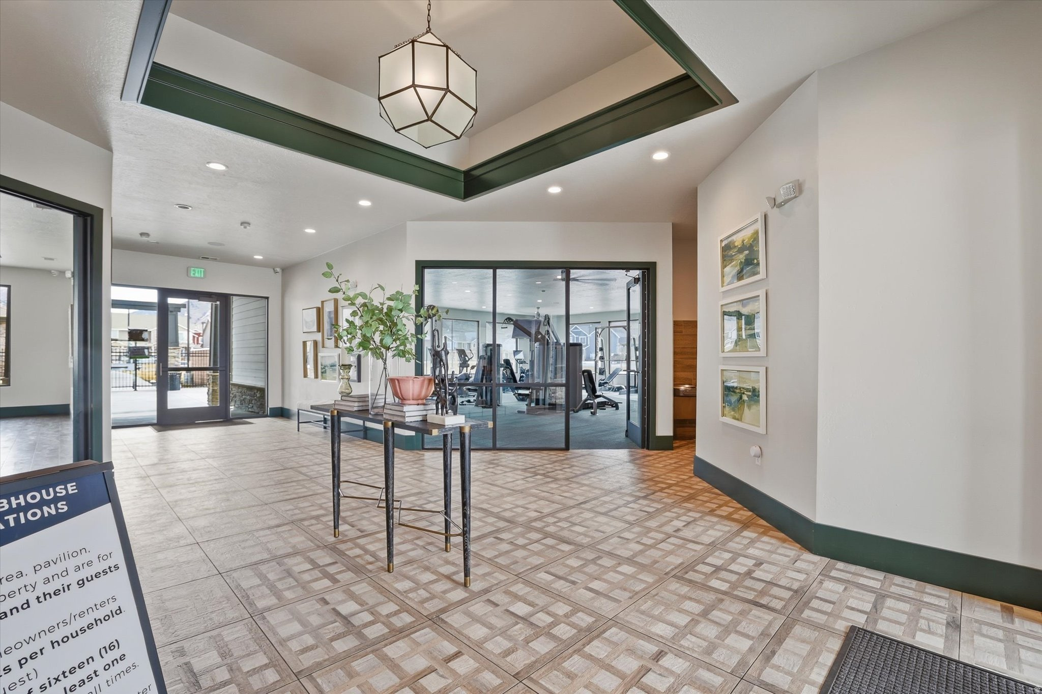 ELK MOUNTAIN - Residential