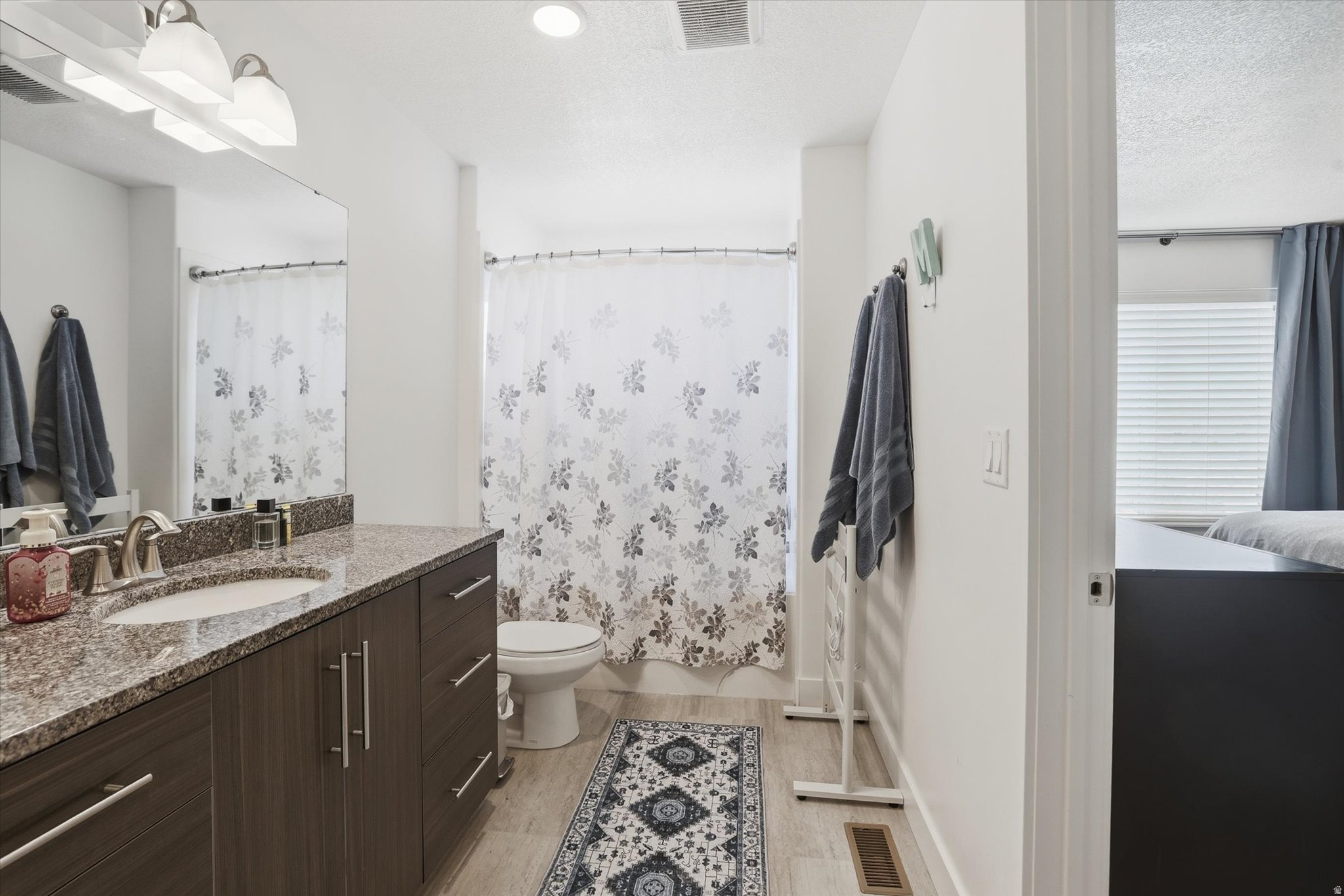 ELK MOUNTAIN - Residential