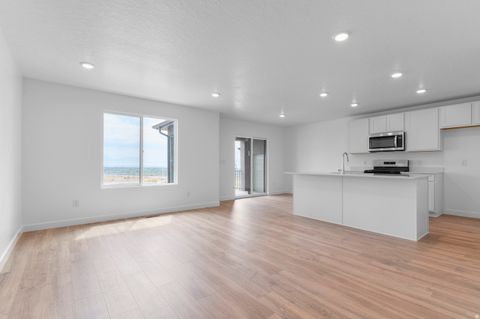 Tiny photo for 334 E GLENCOE DR #1081, Lehi, UT 84048 (MLS # 2126215)