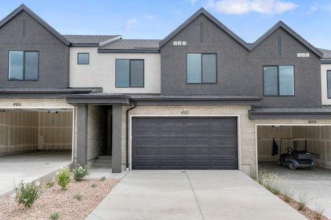 Photo of 334 E GLENCOE DR #1081, Lehi, UT 84048 (MLS # 2126215)