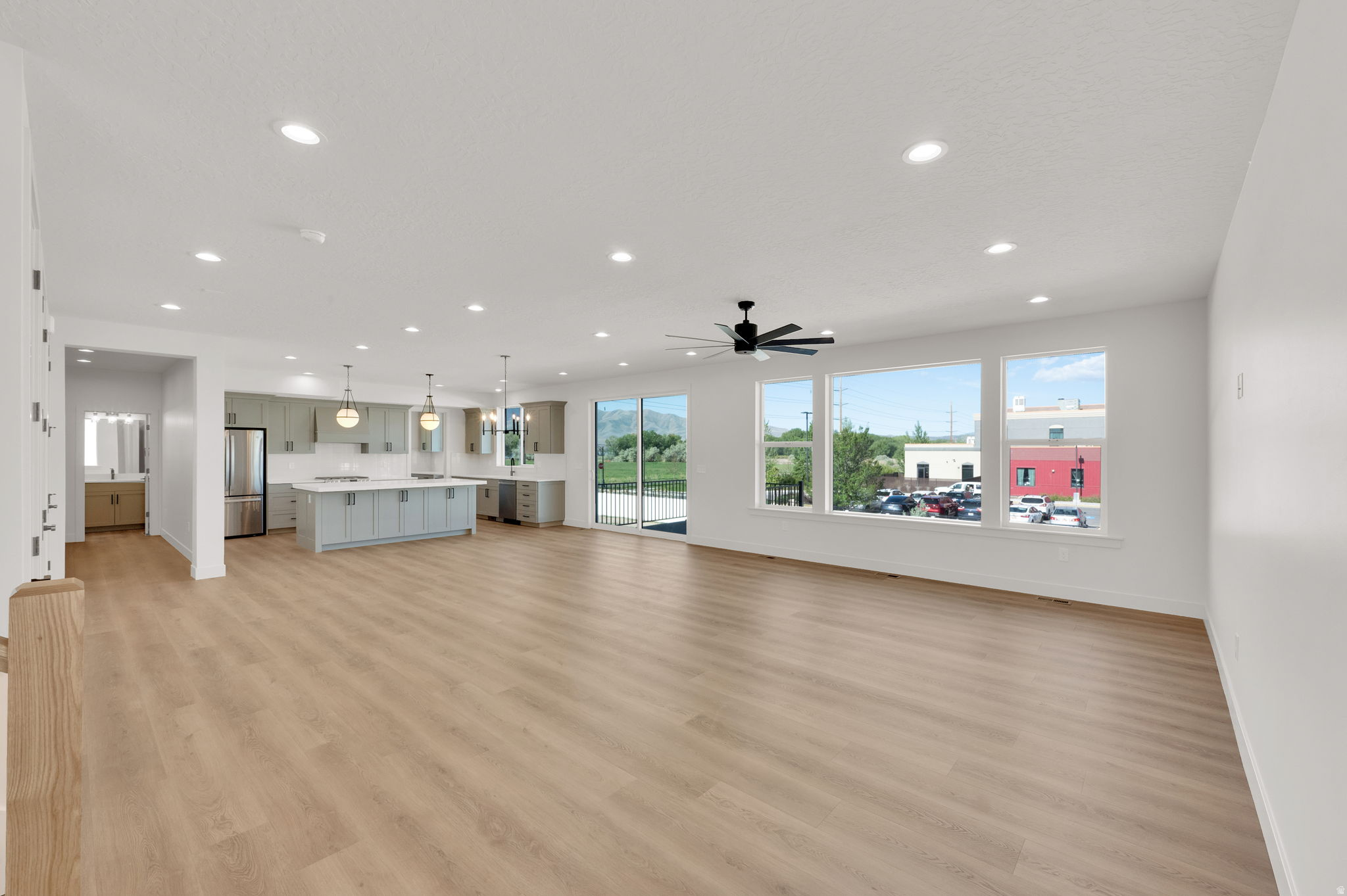 FREEDOM VIEW COVE - Residential