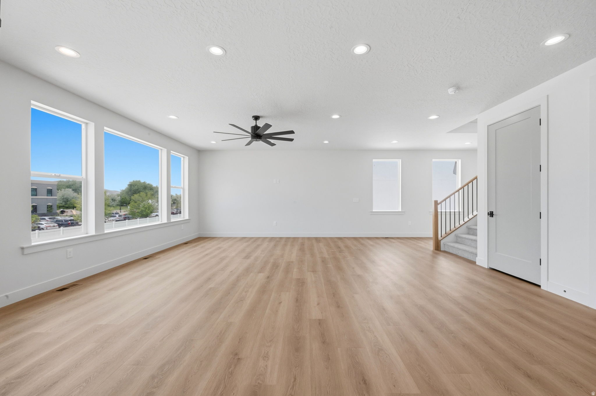 FREEDOM VIEW COVE - Residential