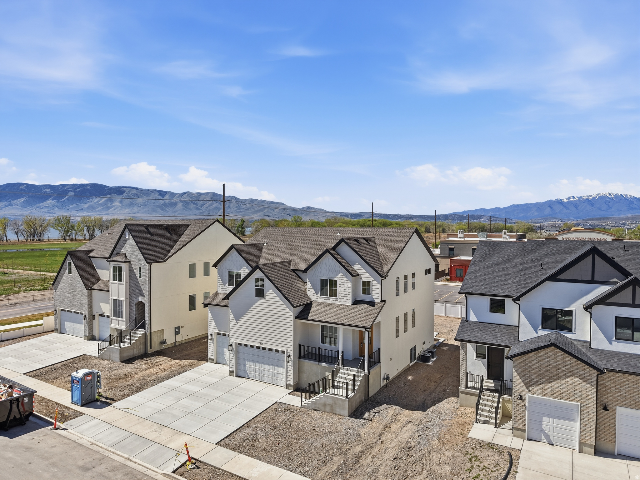FREEDOM VIEW COVE - Residential