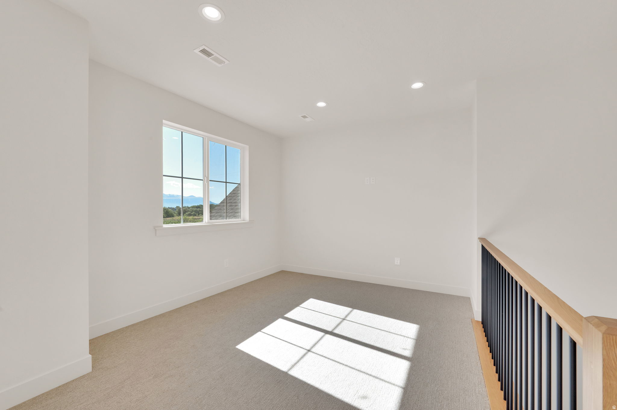 FREEDOM VIEW COVE - Residential