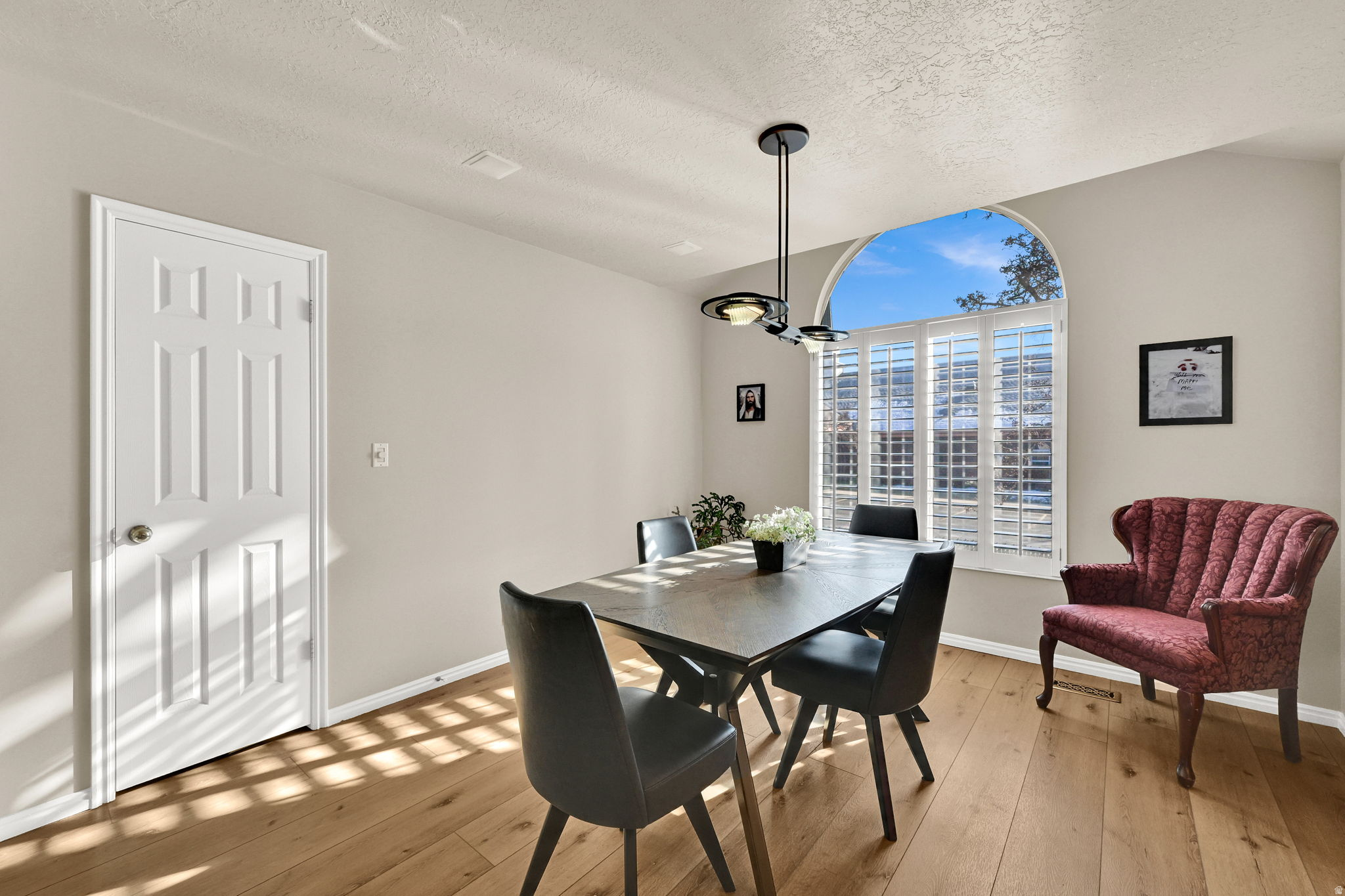 CRESTWOOD CONDOMINIUMS - Residential