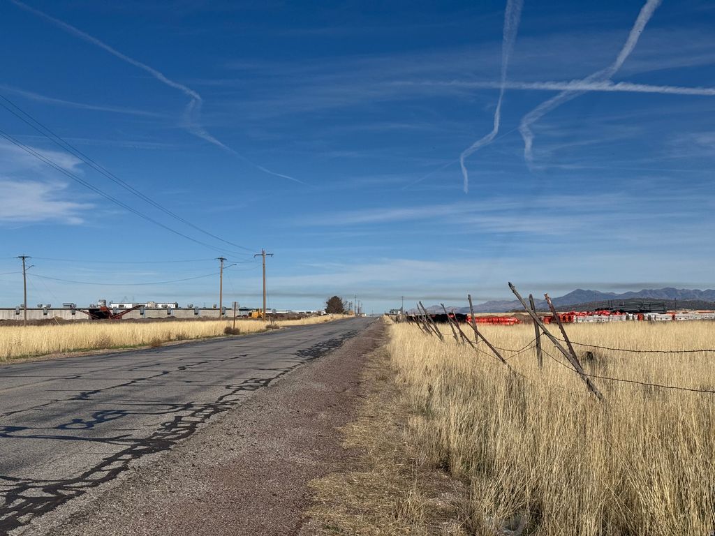 Photo of 1055 W 715 S #5, Fillmore, UT 84631 (MLS # 2121614)