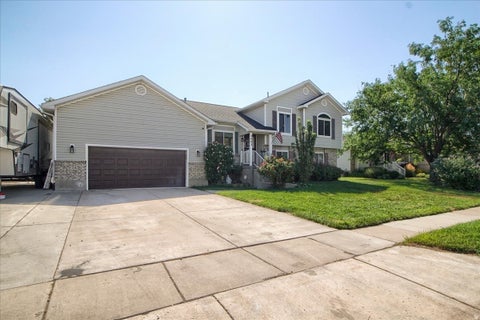 Tiny photo for 2003 S 1840 W, Syracuse, UT 84075 (MLS # 2176350)