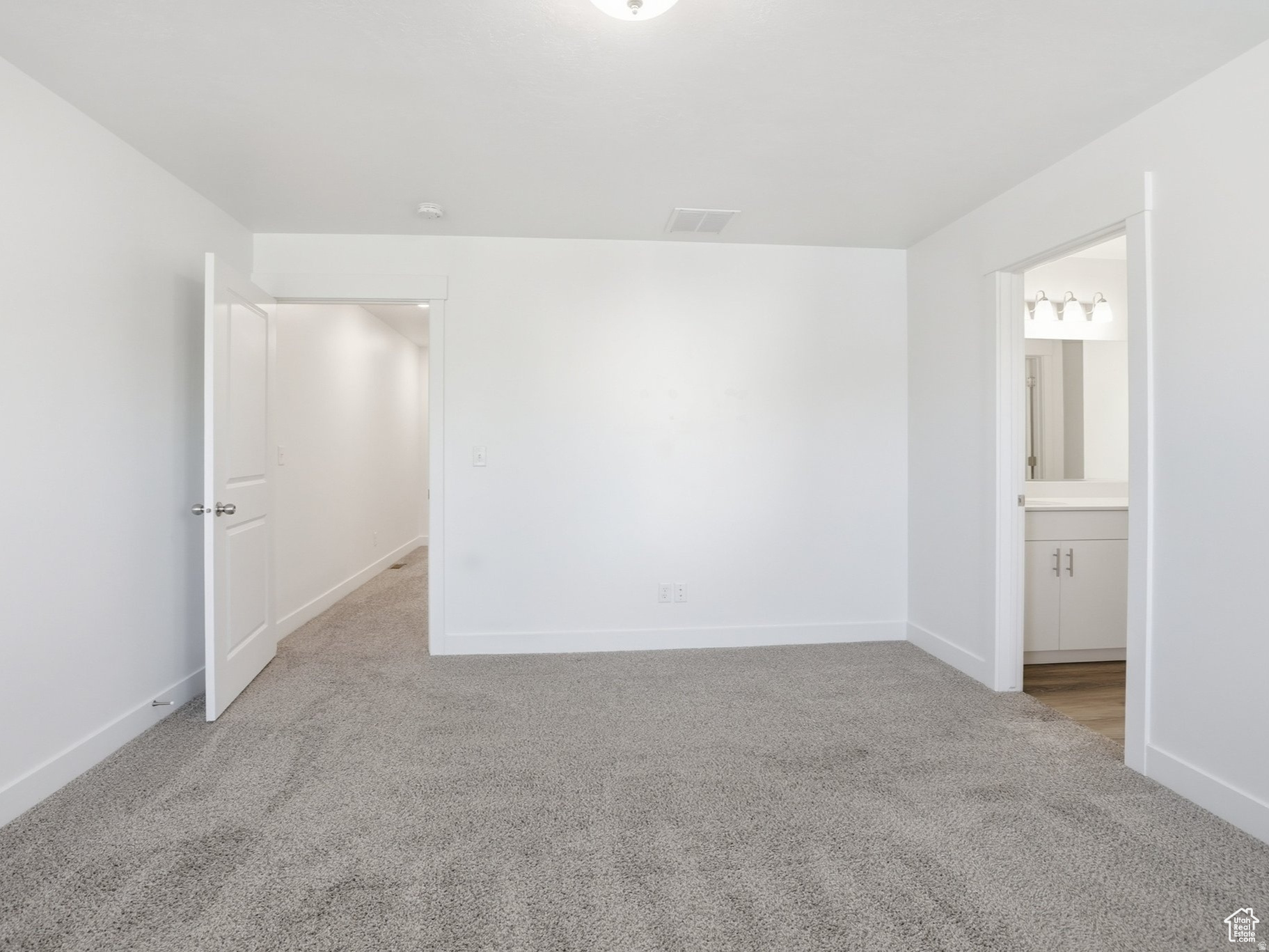 WOODMORE POINTE - Residential Lease