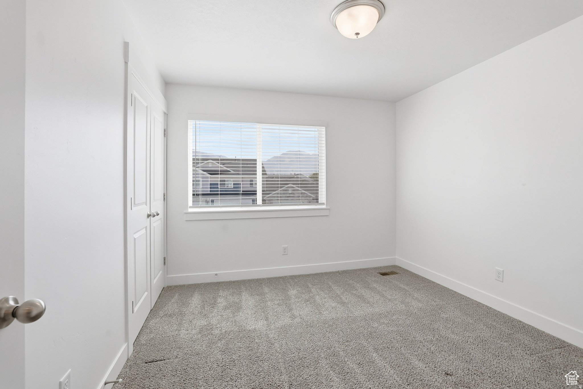 WOODMORE POINTE - Residential Lease