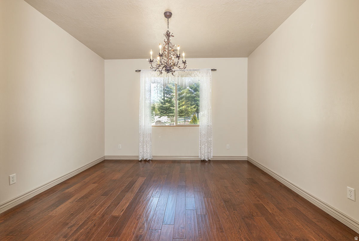 VALLEY HEIGHTS ESTATES - Residential