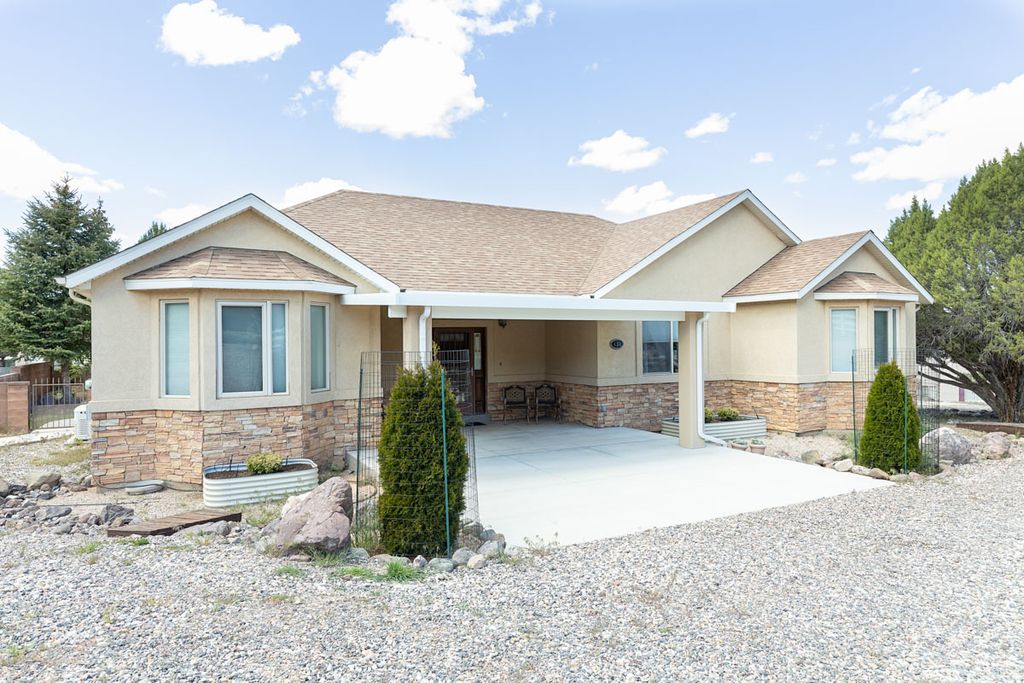 Photo of 434 S 1050 W, Parowan, UT 84761 (MLS # 2154576)