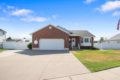 Tiny photo for 1457 S 2600 W, Syracuse, UT 84075 (MLS # 2173457)